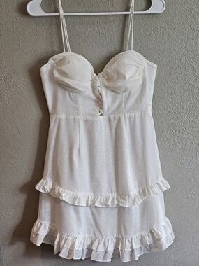 Saints + Secrets Women’s M White Floral Ruffled Tiered Mini Cotton Boho Dress